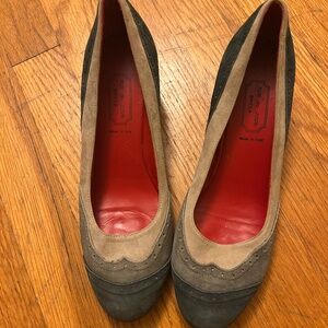 Rue du Jour Green and Tan Suede Heels (Sz 38)